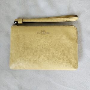 Coach Corner Zip Wallet / Wristlet in Yellow